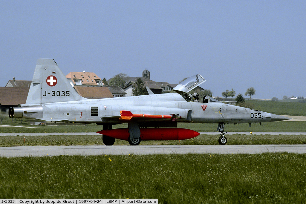 J-3035, Northrop F-5E C/N L.1035, for some reason this airframe was not often seen and photographed.