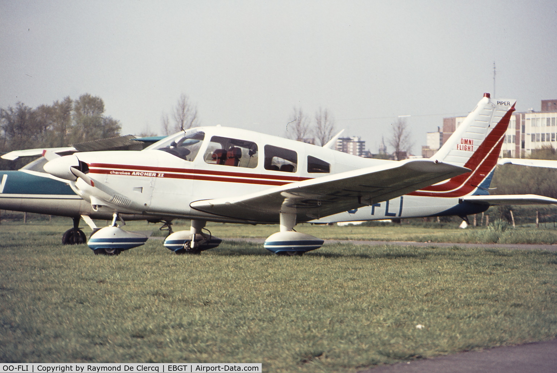 OO-FLI, 1977 Piper PA-28-181 Cherokee Archer II C/N 28-7790326, Gent  1977