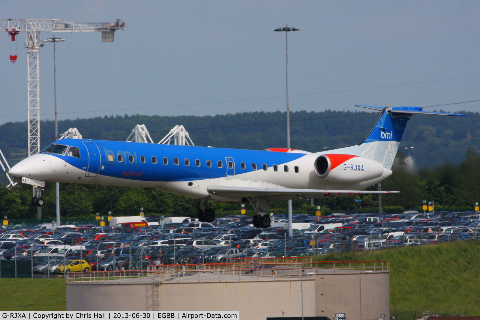 G-RJXA, 1999 Embraer EMB-145EP (ERJ-145EP) C/N 145136, BMI regional