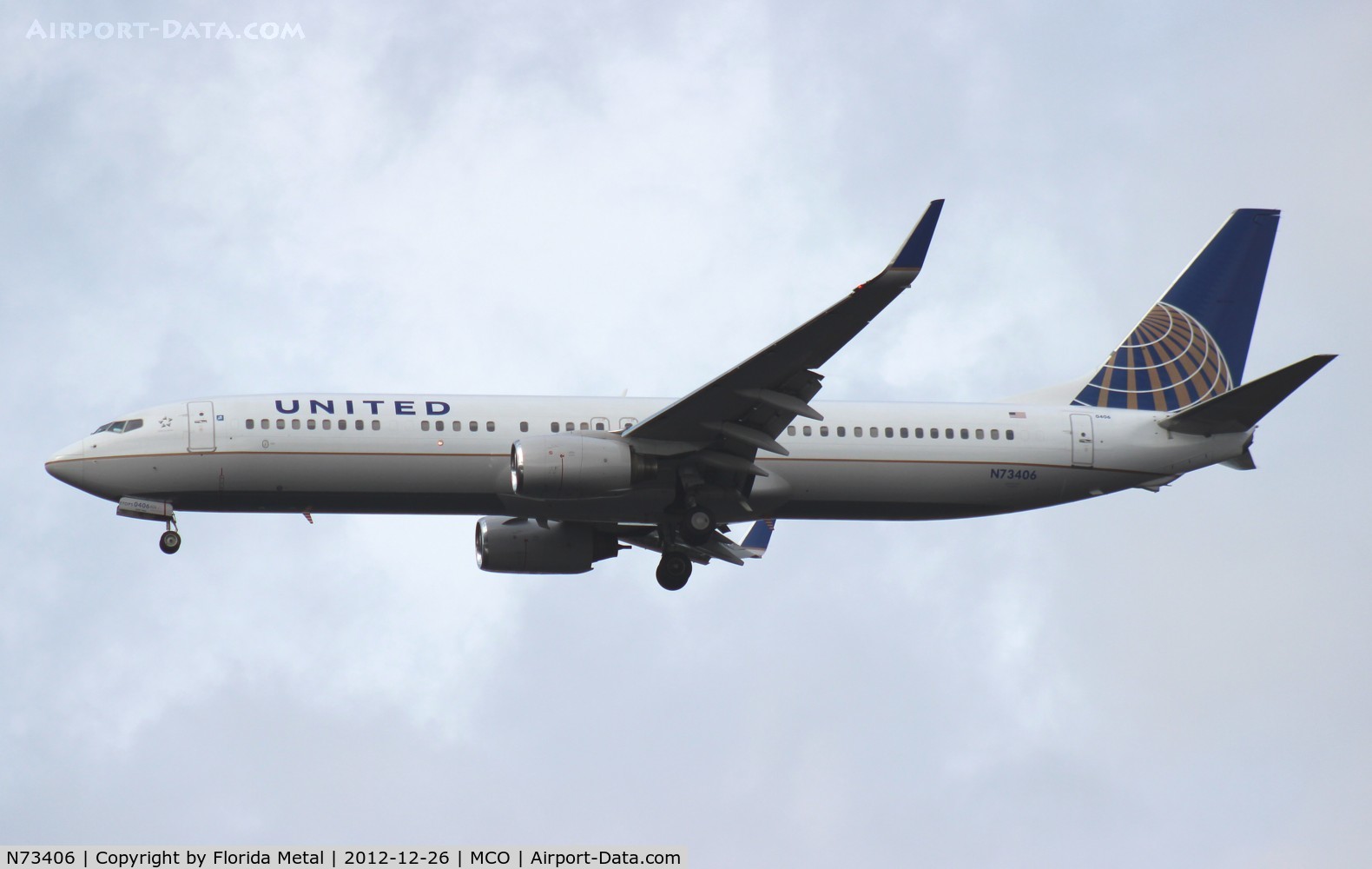 N73406, 2001 Boeing 737-924 C/N 30123, United 737-900