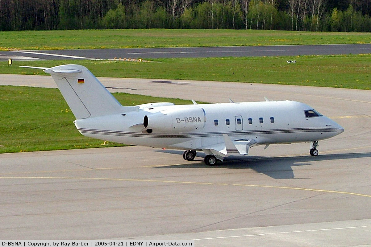 D-BSNA, 1982 Canadair Challenger 600 (CL-600-1A11) C/N 1066, Canadair Challenger 600S [1066] Friedrichshafen~D 21/04/2005