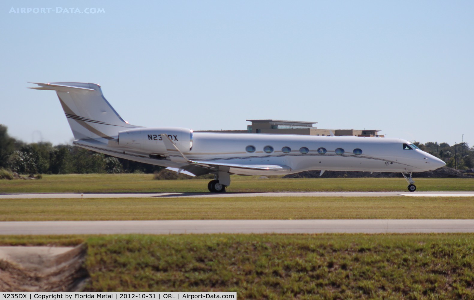 N235DX, 2005 Gulfstream Aerospace GV-SP (G550) C/N 5085, Gulfstream 550