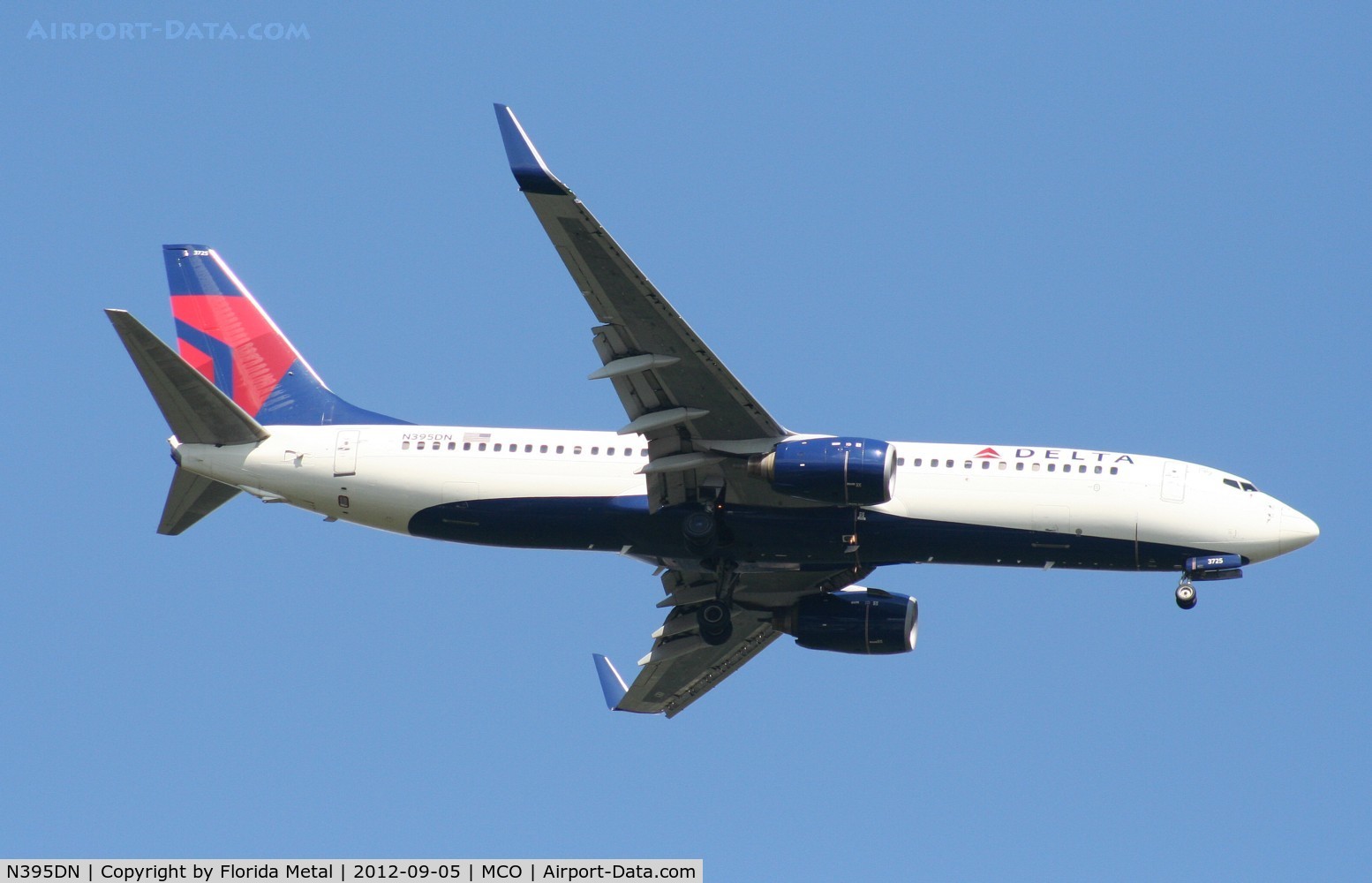 N395DN, 2000 Boeing 737-832 C/N 30773, Delta 737-800