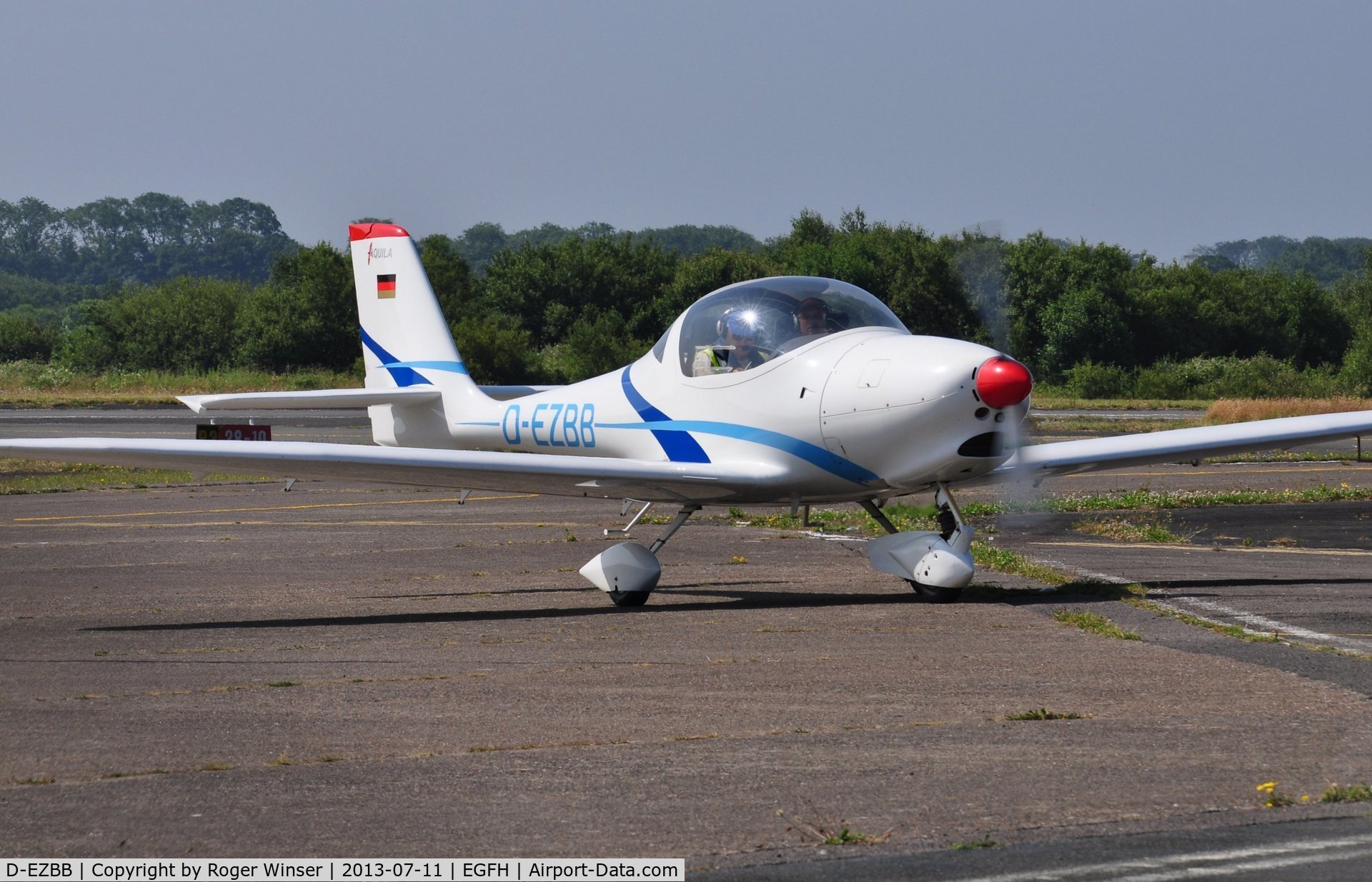 D-EZBB, 2007 Aquila A210 (AT01) C/N AT01-160, Visiting Aquila A210.