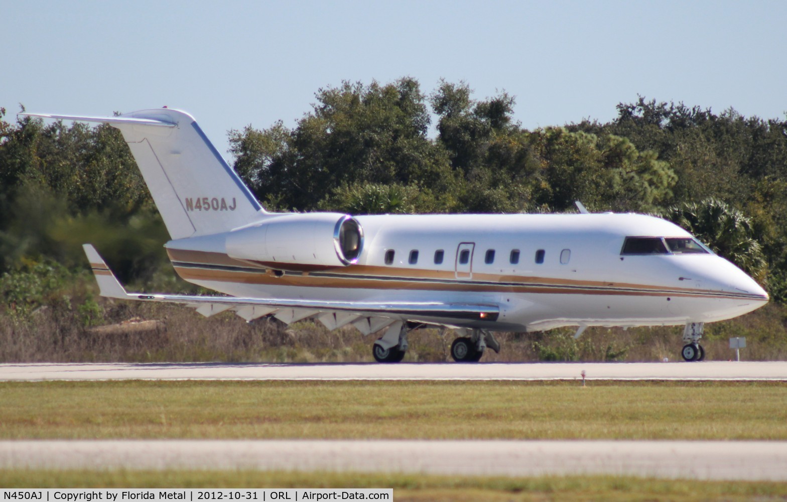 N450AJ, 1982 Canadair Challenger 600 (CL-600-1A11) C/N 1075, Challenger 600