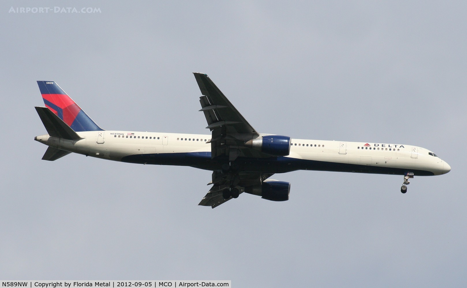 N589NW, 2003 Boeing 757-351 C/N 32989, Delta 757-300