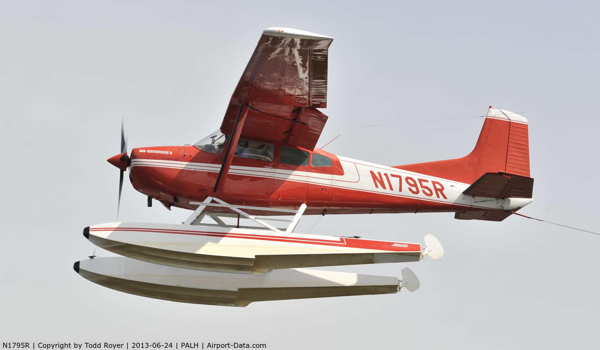 N1795R, 1974 Cessna A185F Skywagon 185 C/N 18502511, Arriving at Lake Hood Seaplane Base