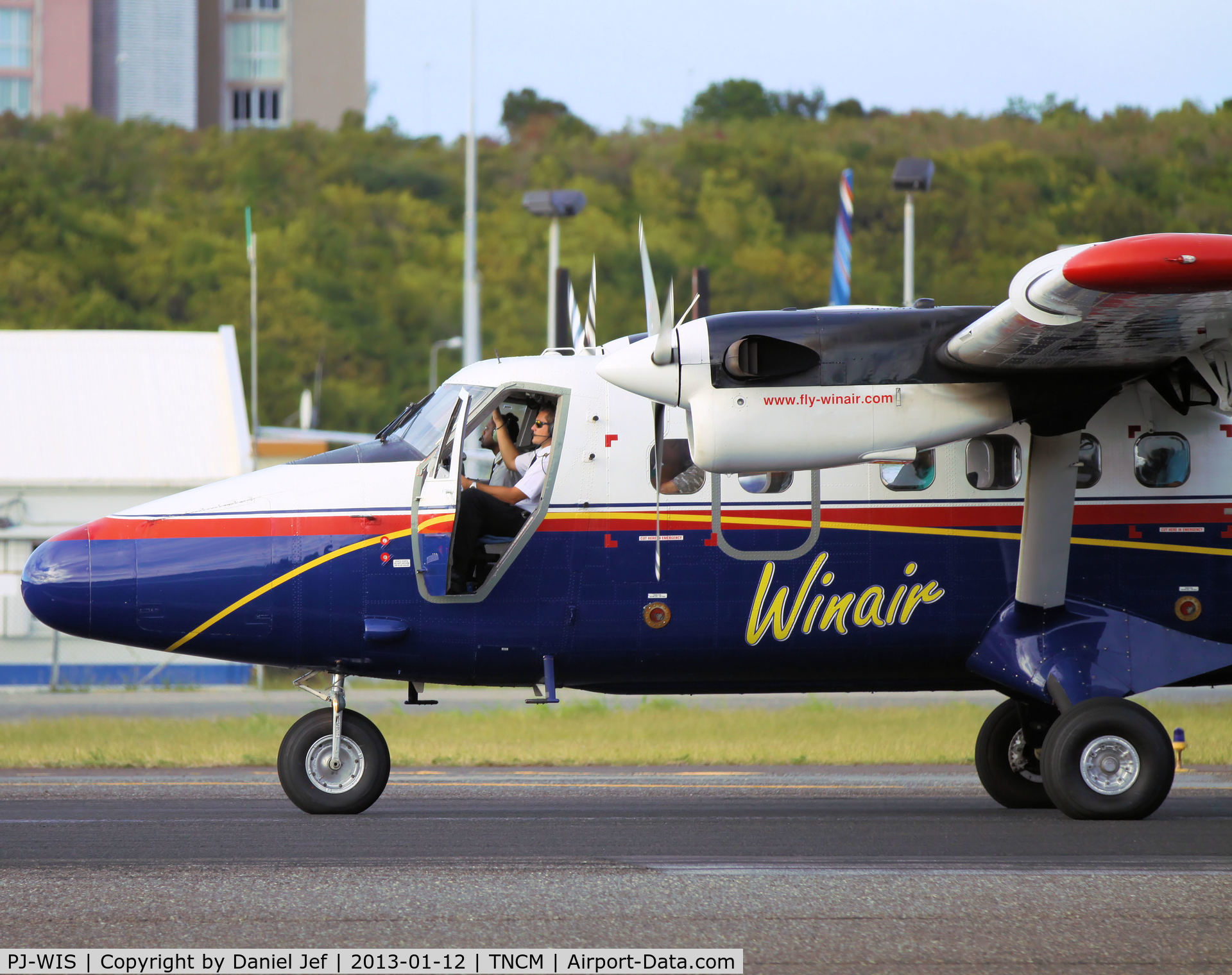 PJ-WIS, 1975 De Havilland Canada DHC-6-300 Twin Otter C/N 447, PJ-WIS