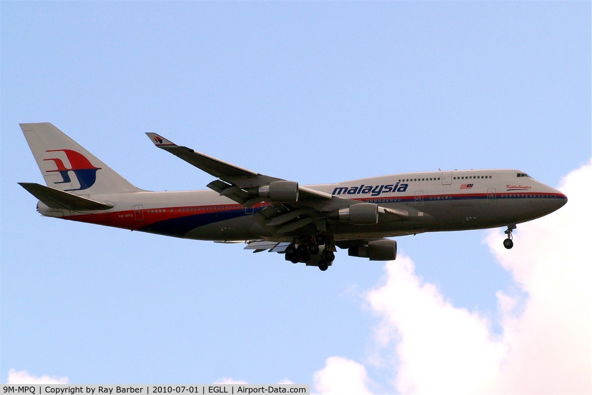 9M-MPQ, 2002 Boeing 747-4H6 C/N 29901, Boeing 747-4H6 [29901] (Malaysia Airlines) Home~G 16/07/2010. On approach 27L. Named 