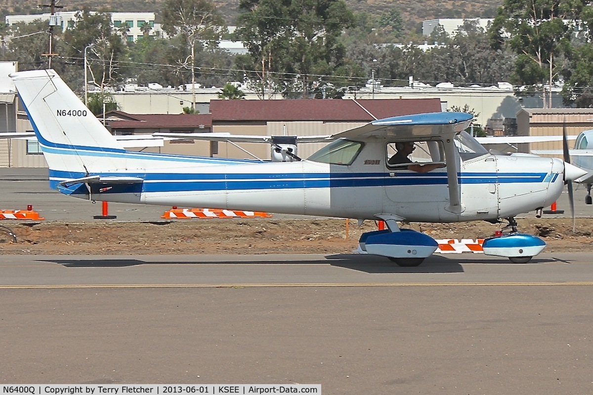 N6400Q, 1981 Cessna 152 C/N 15285244, At Gillespie Field