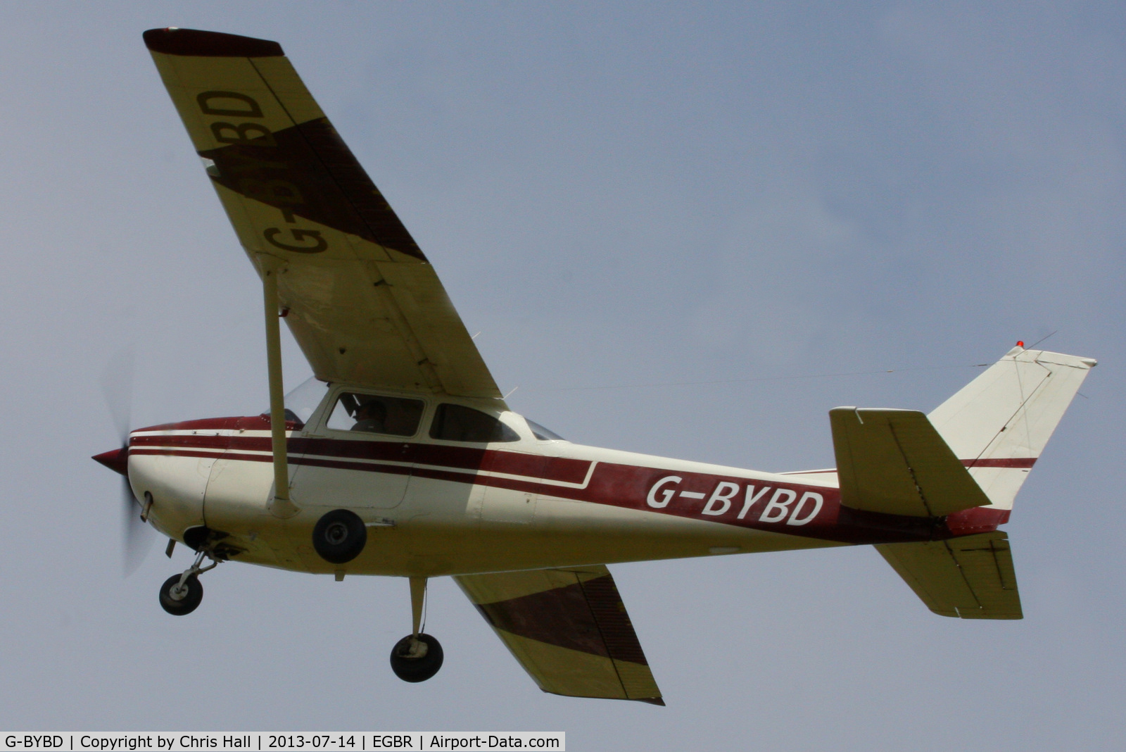 G-BYBD, 1968 Reims F172H Skyhawk C/N 0487, at the Real Aeroplane Club's Wings & Wheels fly-in, Breighton