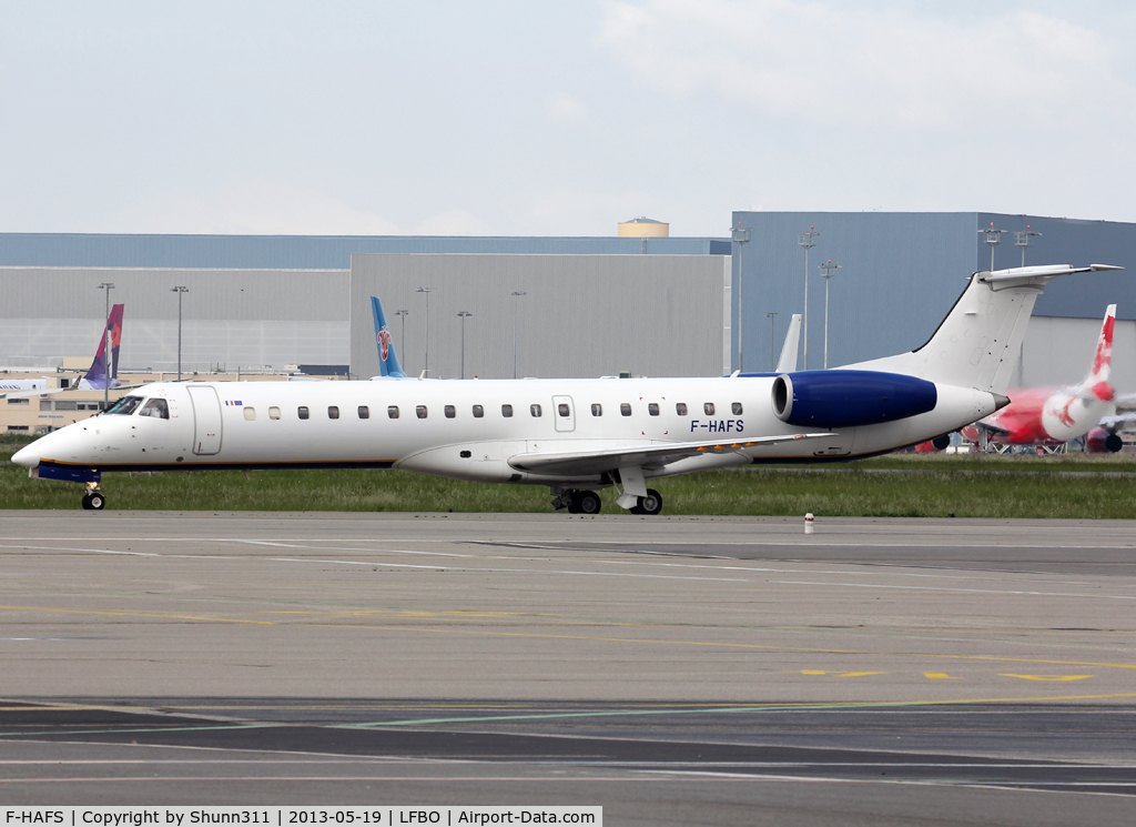 F-HAFS, 1999 Embraer EMB-145EU (ERJ-145EU) C/N 145177, Taxiing to the Old Terminal...