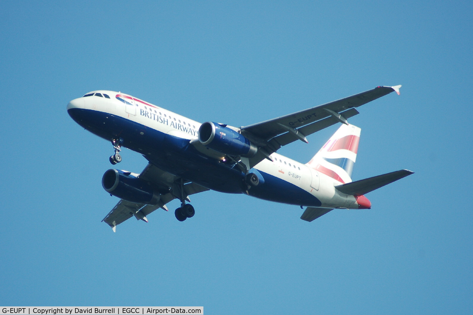 G-EUPT, 2000 Airbus A319-131 C/N 1380, British Airways Airbus A319 On approach to Manchester Airport.