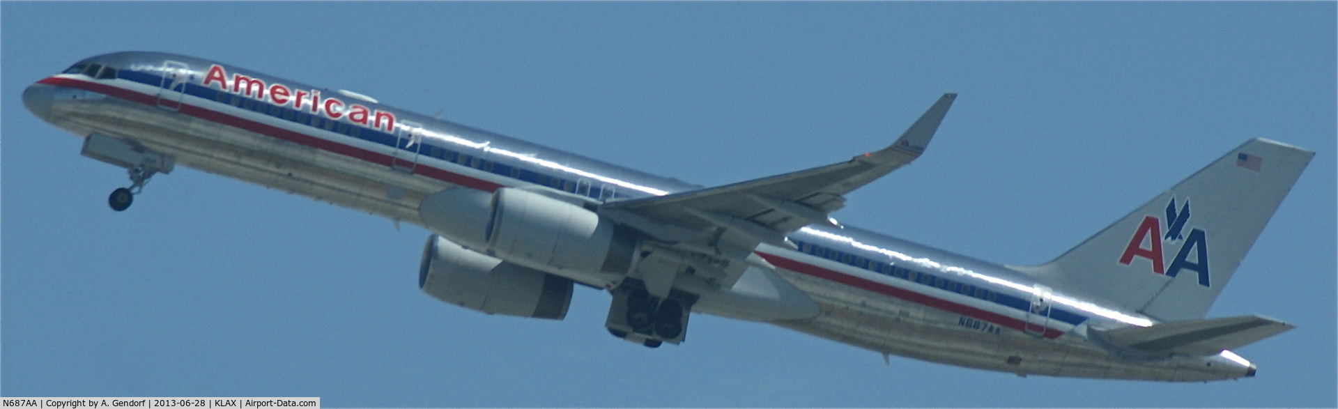N687AA, 1993 Boeing 757-223 C/N 25695, American Airlines, seen here departing at Los Angeles Int´l(KLAX)