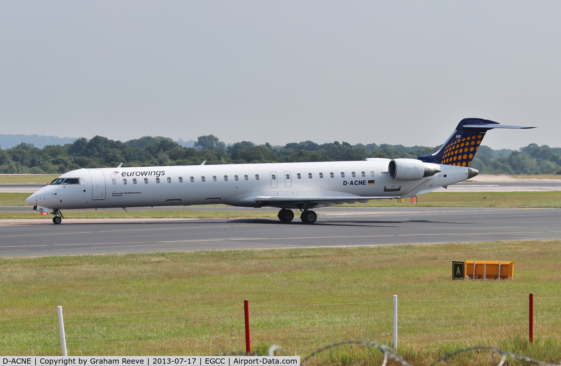 D-ACNE, 2009 Bombardier CRJ-900ER (CL-600-2D24) C/N 15241, Just landed.