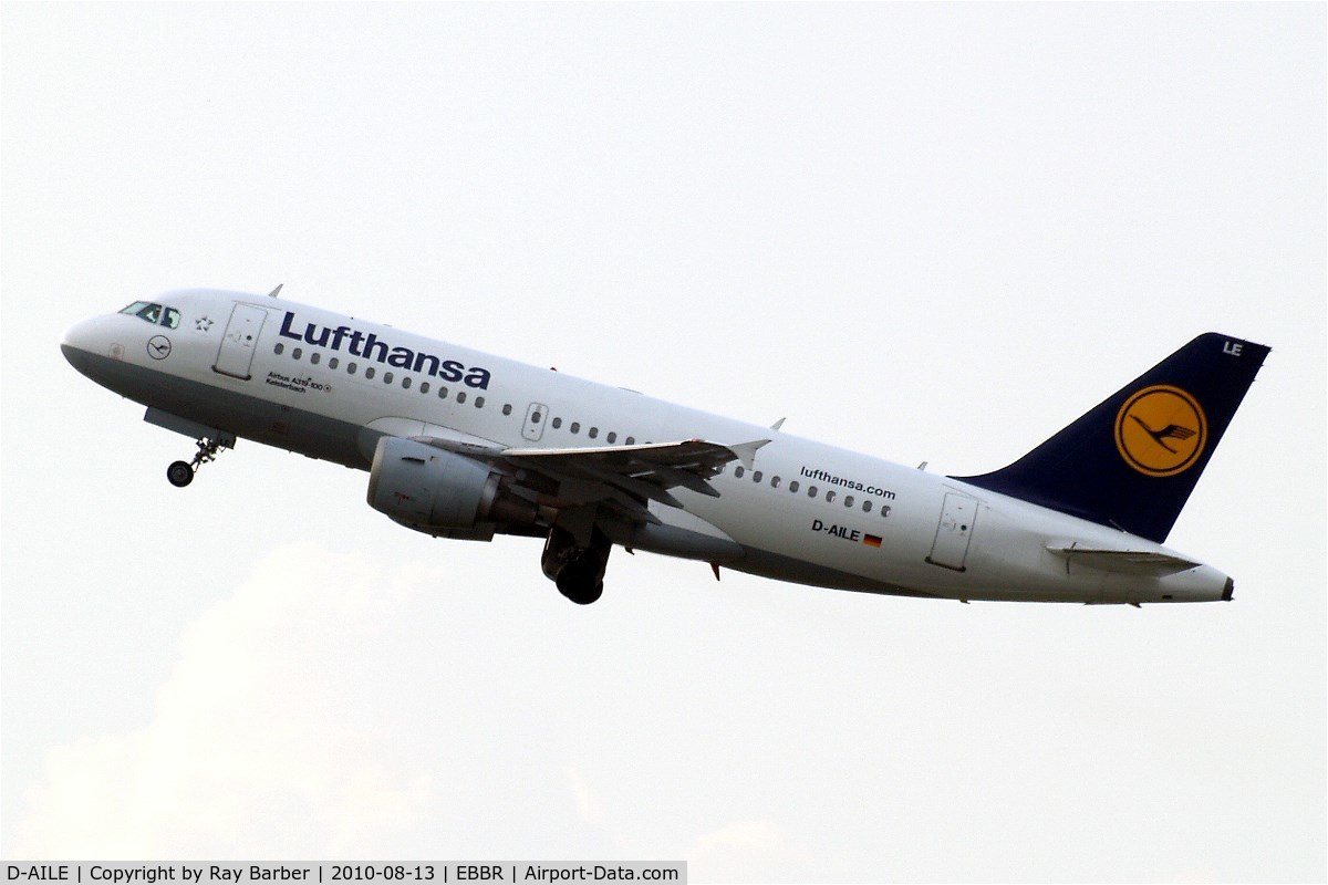 D-AILE, 1996 Airbus A319-114 C/N 627, Airbus A319-114 [0627] (Lufthansa) Brussels~OO 13/08/2010