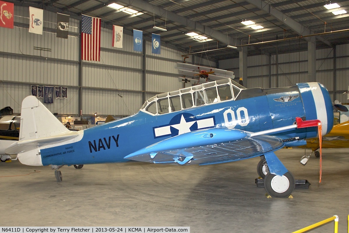 N6411D, 1942 North American SNJ-4 Texan C/N 88-10117, Being exhibited at the Southern Californian Wing of the Commemorative Air Force at their Museum in Camarillo