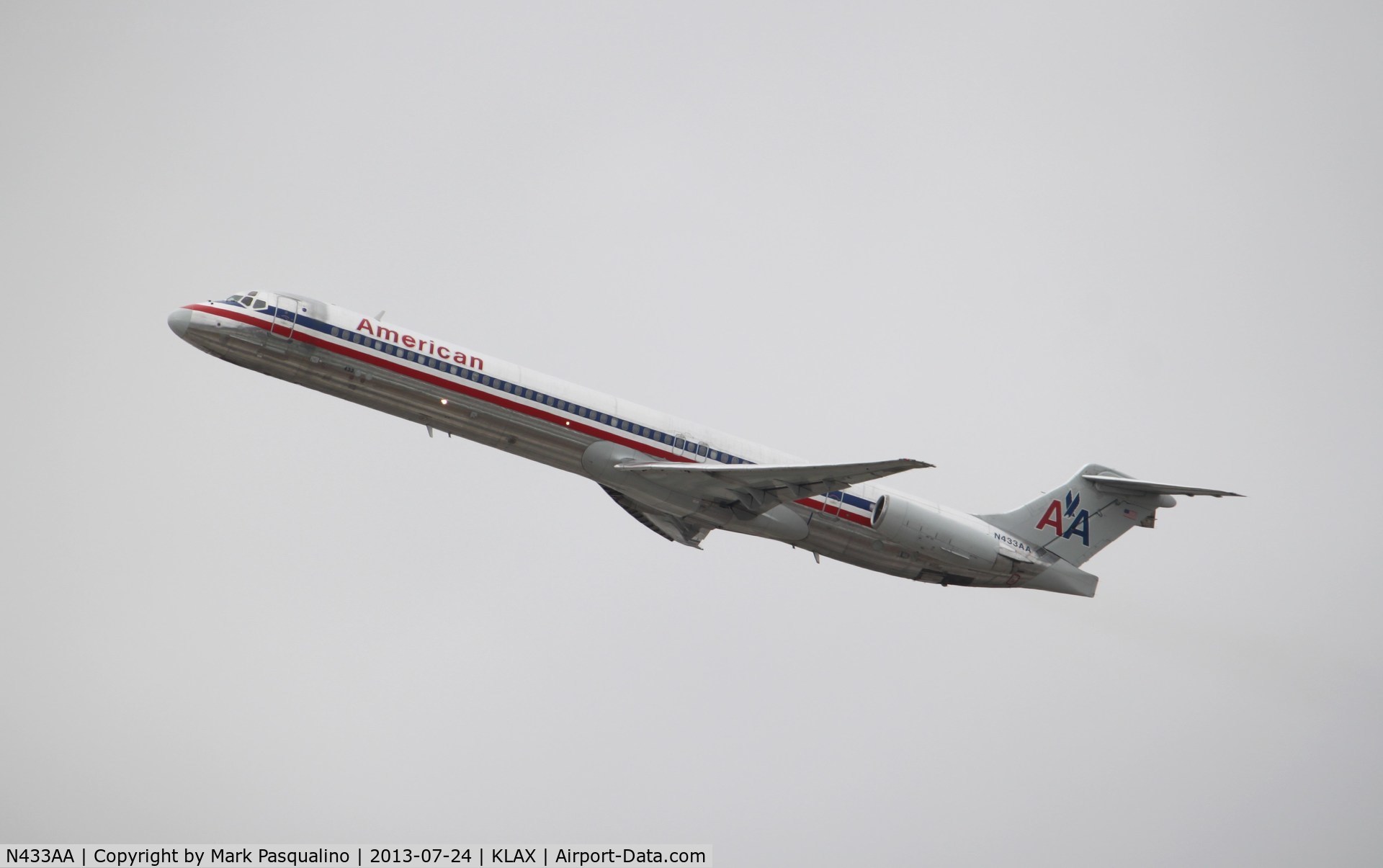 N433AA, 1987 McDonnell Douglas MD-83 (DC-9-83) C/N 49451, MD-83