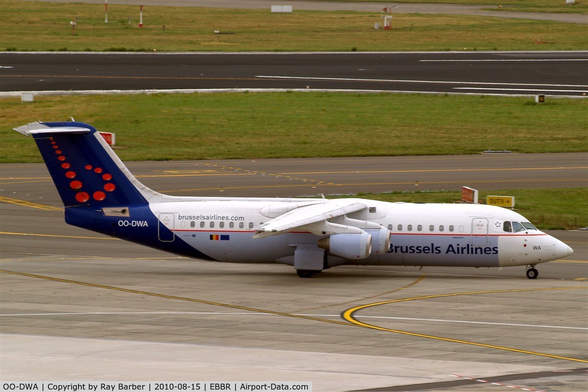 OO-DWA, 1997 British Aerospace Avro 146-RJ100 C/N E3308, BAe 146-RJ100 [E3308] (Brussels Airlines) Brussels~OO 15/08/2010