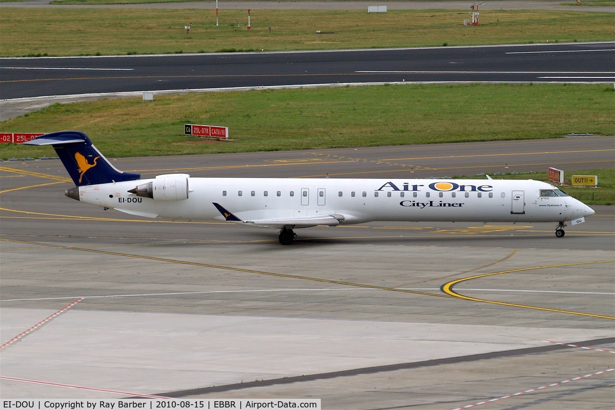 EI-DOU, 2006 Bombardier CRJ-900 (CL-600-2D24) C/N 15068, Canadair CRJ-900 [15068] (Air One Cityliner) Brussels~OO 15/08/2010