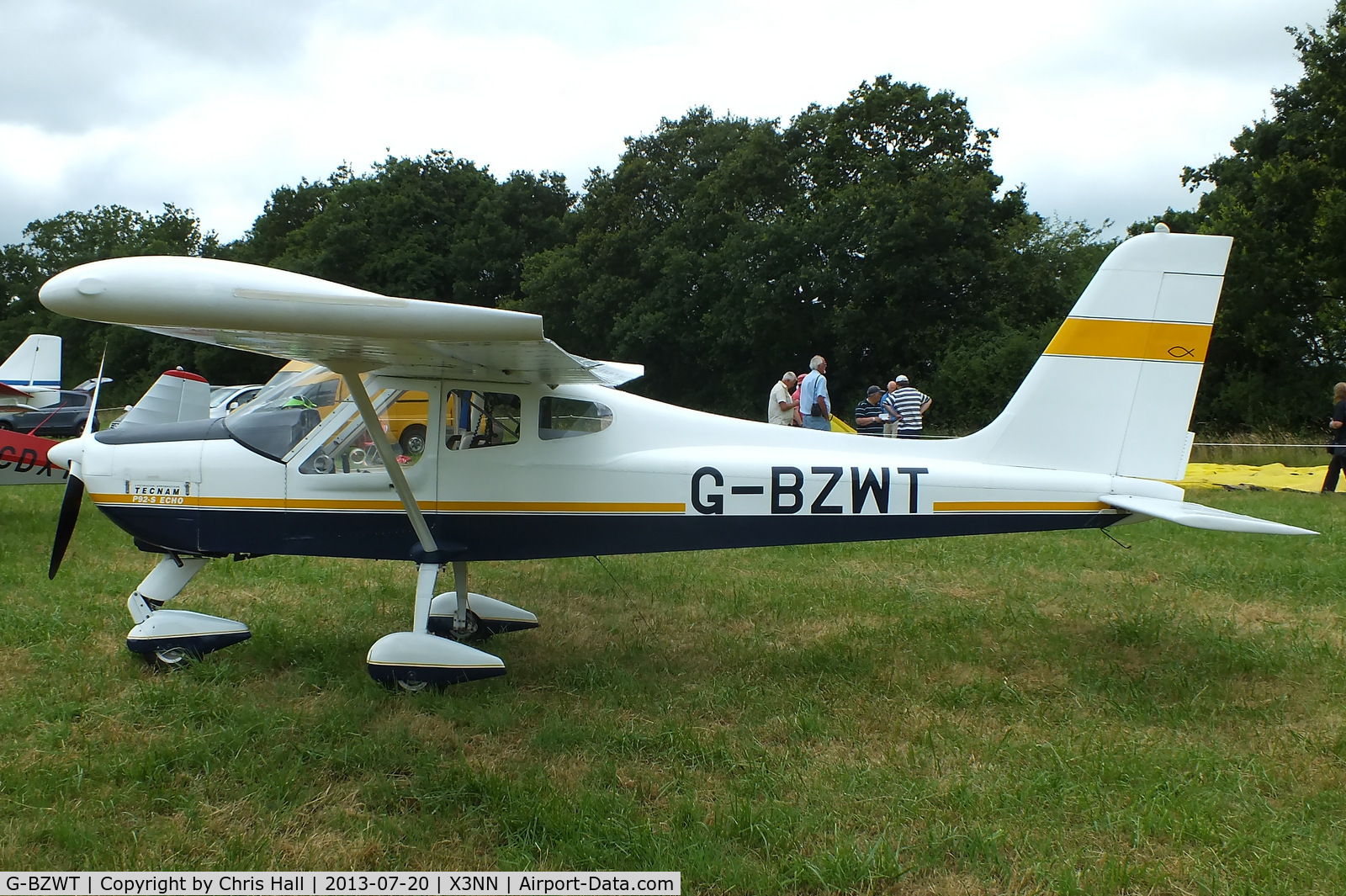 G-BZWT, 2001 Tecnam P-92EA Echo C/N PFA 318-13681, at the Stoke Golding stakeout 2013