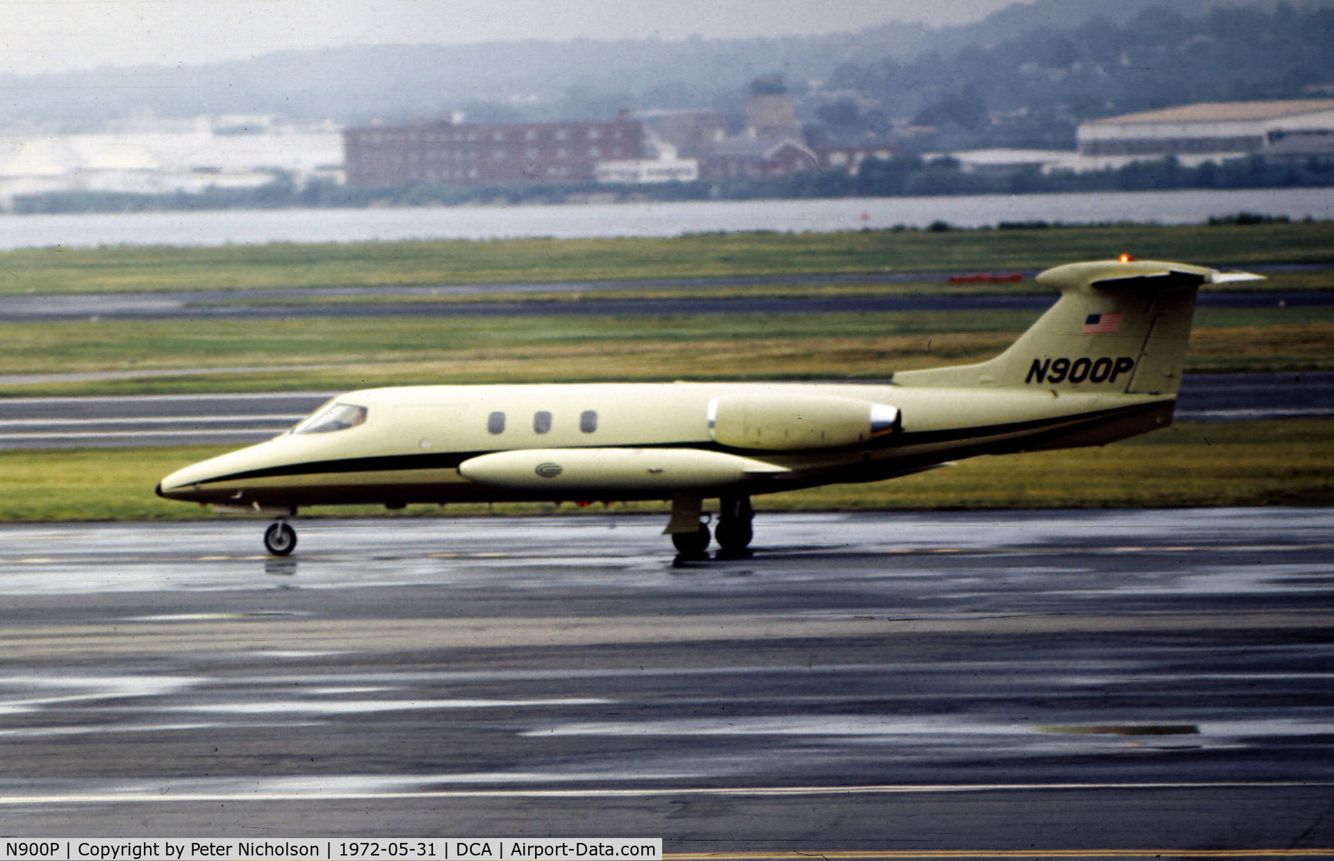 N900P, 1970 Learjet Inc 25 C/N 049, Learjet 25 taxying at what was then known as National Airport in May 1972.