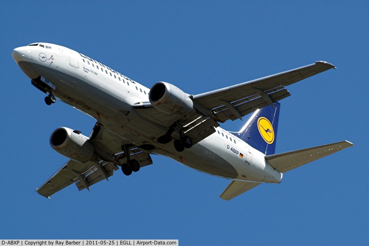 D-ABXP, 1988 Boeing 737-330 C/N 23874, Boeing 737-330 [23874] (Lufthansa) Home~G 25/05/2011. On approach 27R.