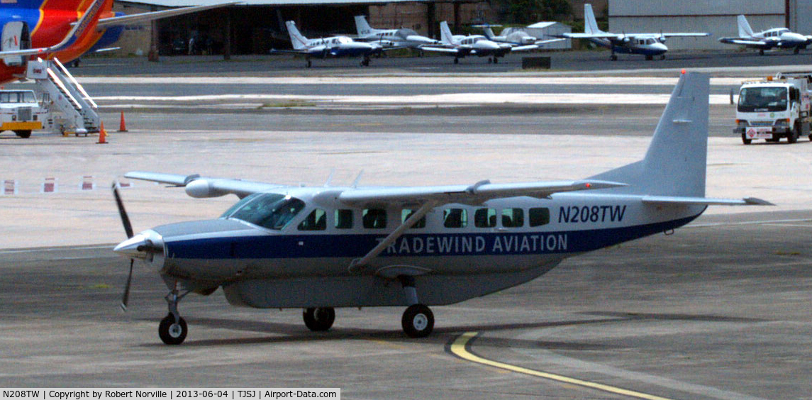 N208TW, 1998 Cessna 208B C/N 208B0671, San Juan, Puerto Rico  by permission of Robert Norville