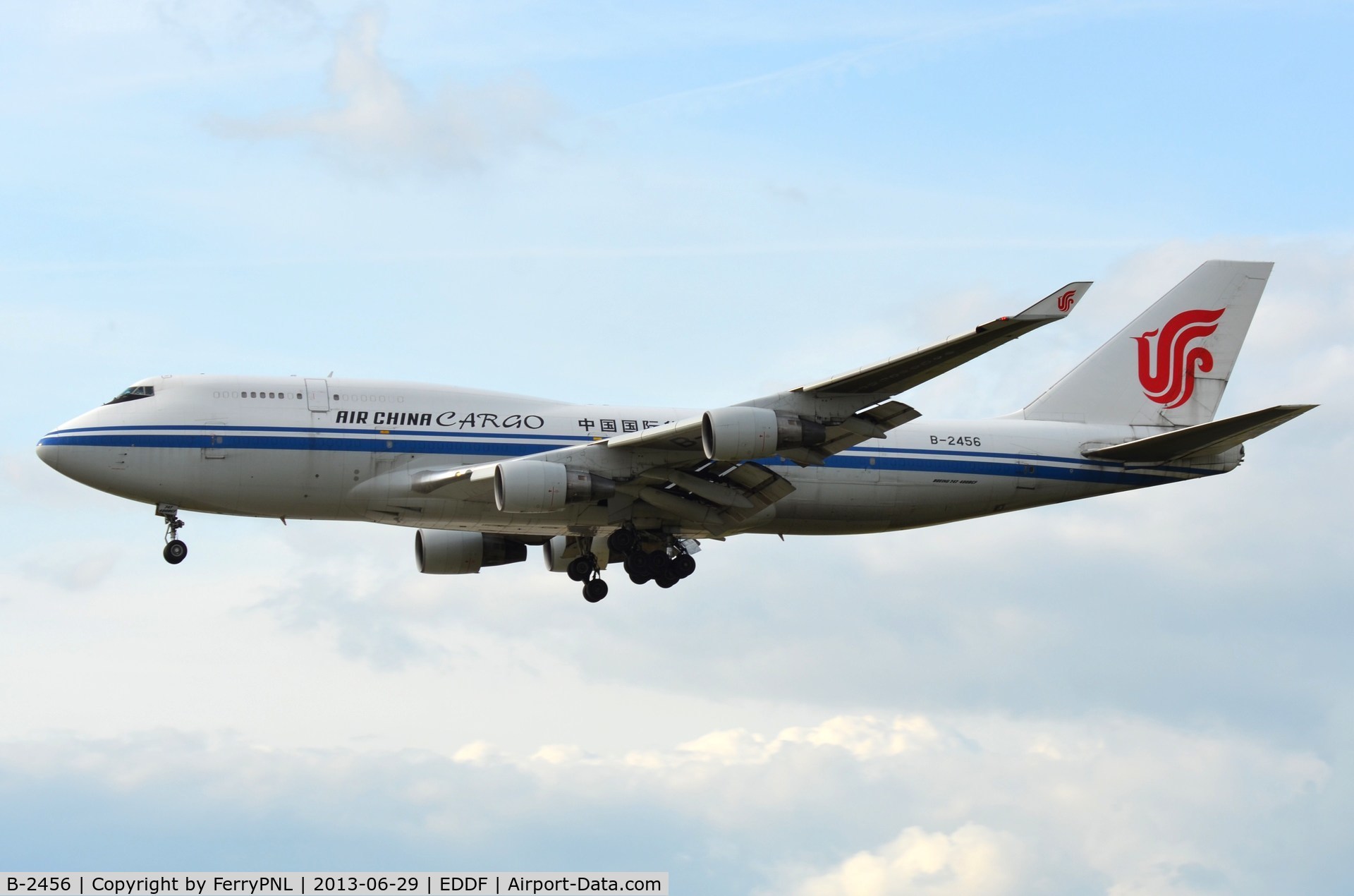 B-2456, 1989 Boeing 747-4J6/BCF C/N 24346, Air China  freighter landing