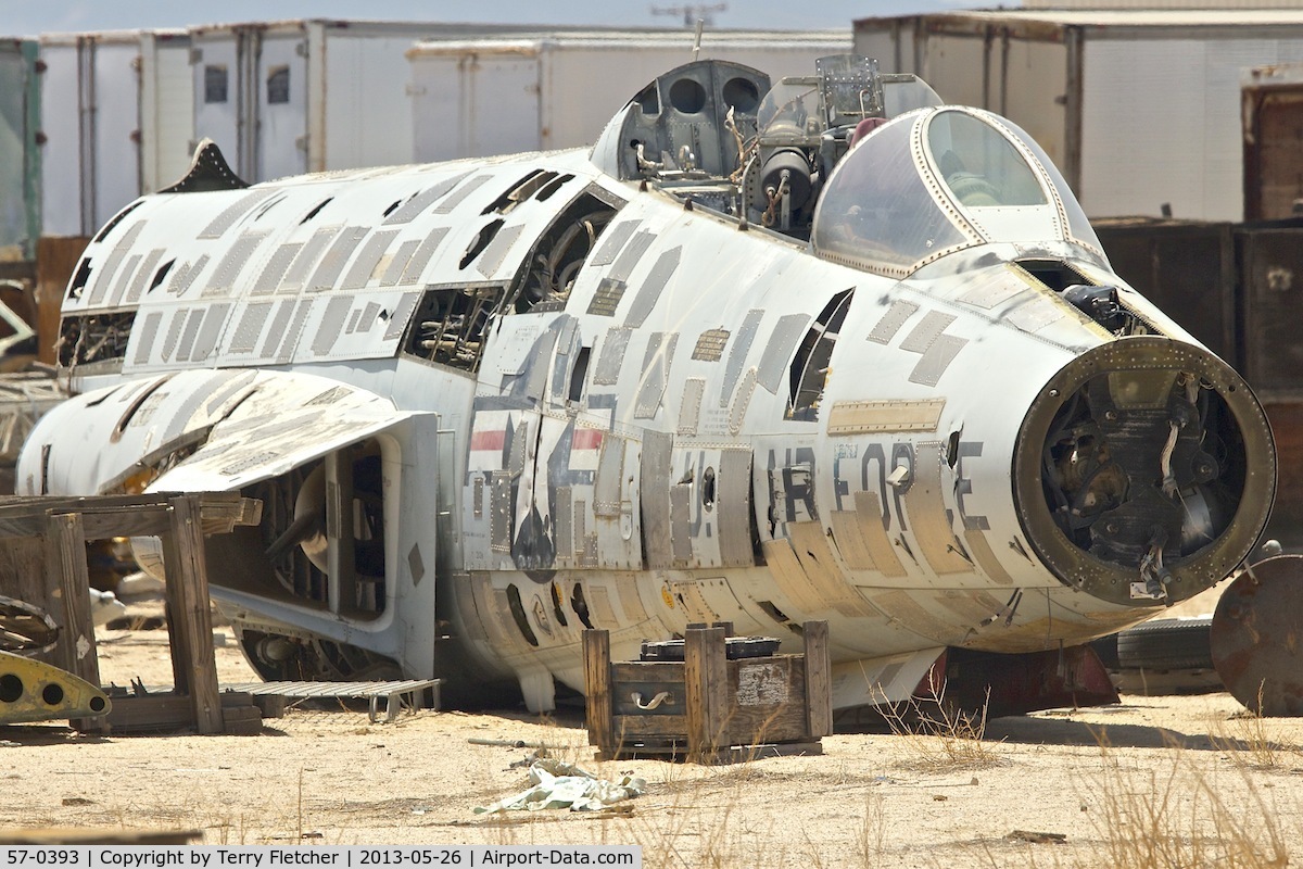 57-0393, 1957 McDonnell F-101F Voodoo C/N 571, In a scrapyard in Rosamond , California
