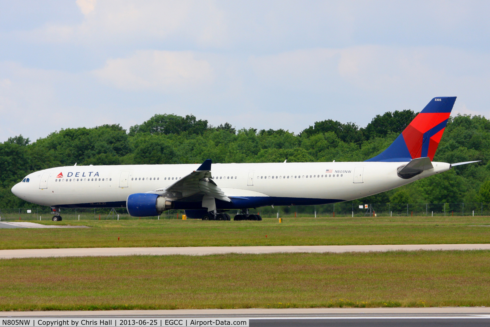 N805NW, 2003 Airbus A330-323 C/N 0552, Delta