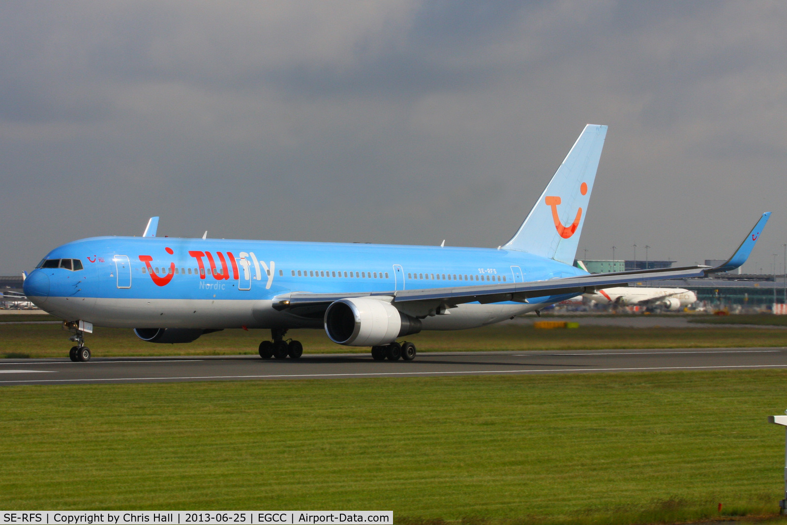 SE-RFS, 1996 Boeing 767-304/ER C/N 28040, TUIfly Nordic