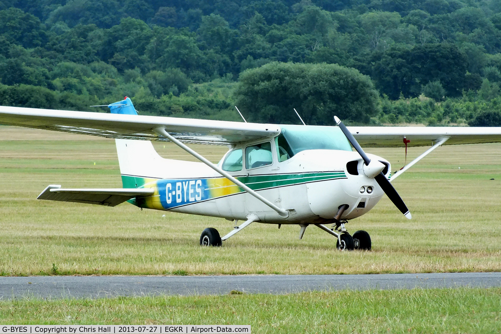 G-BYES, 1981 Cessna 172P C/N 172-74514, Surrey Aviation Ltd