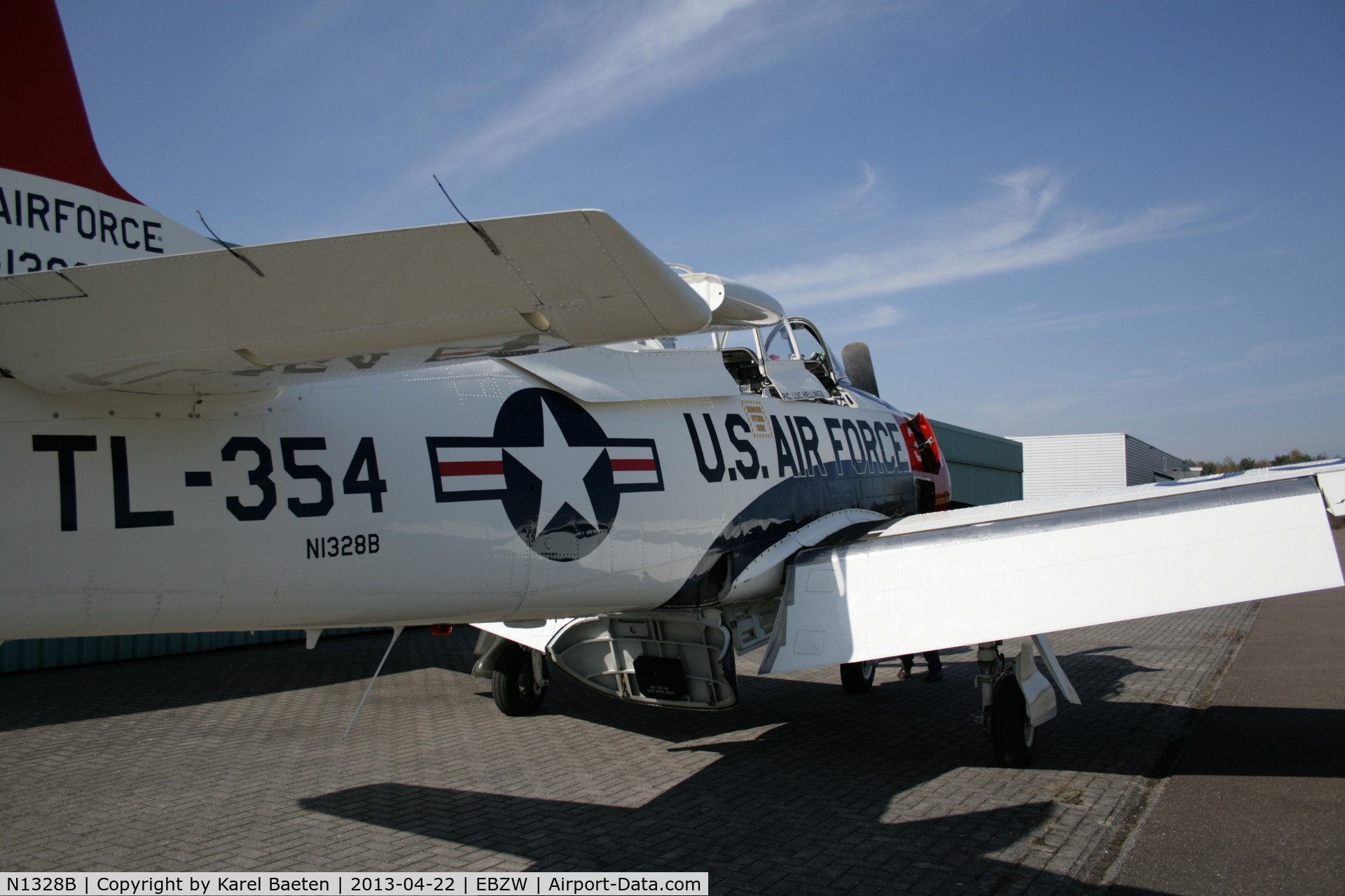 N1328B, 1955 North American T-28B Trojan C/N 200-425, former USAAF T-28 @EBZW