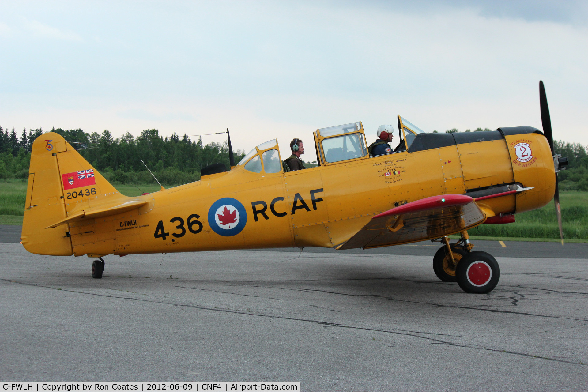 C-FWLH, Canadian Car & Foundry T-6 Harvard Mk.4 C/N CCF4-227, This 1952 Harvard 4 ( RCAF 436) perpares for takeoff at the Lindsay Ontario airport after being on display for local festival