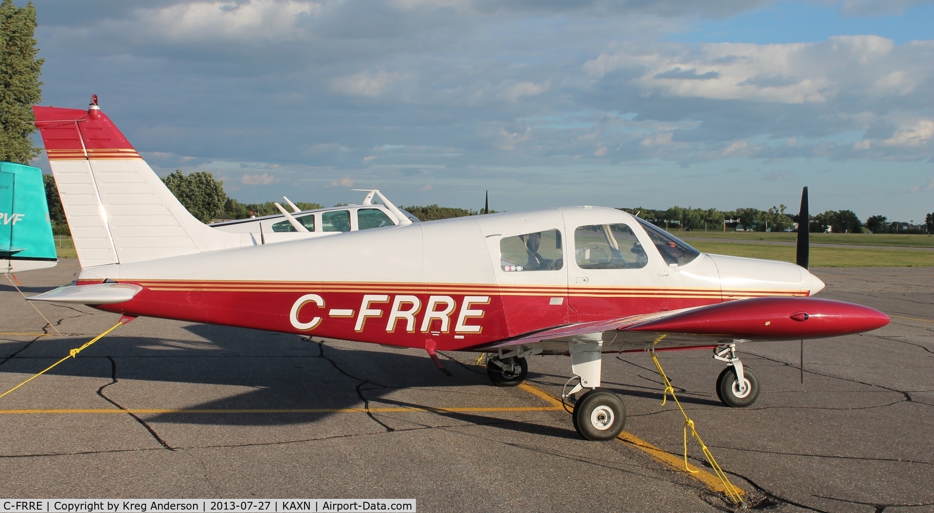 C-FRRE, 1974 Piper PA-28-140 Cruiser C/N 28-7525082, Piper PA-28-140 Cherokee on the line.