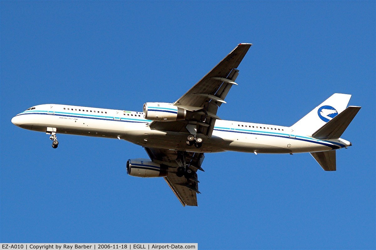 EZ-A010, 1991 Boeing 757-23A C/N 25345, Boeing 757-23A [25345] (Turkmenistan Airlines) Home~G 18/11/2006