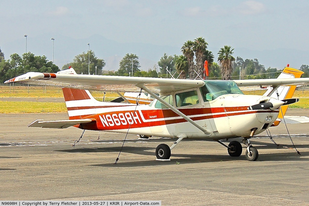 N9698H, 1975 Cessna 172M C/N 17266322, Parked at Flabob Airport , Riverside , California