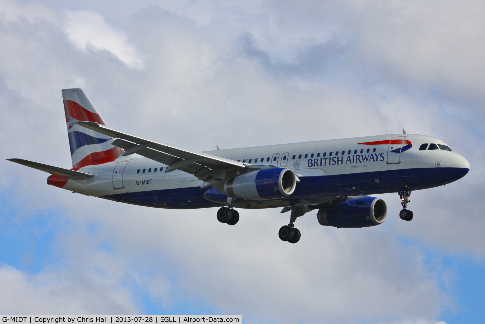 G-MIDT, 2001 Airbus A320-232 C/N 1418, British Airways