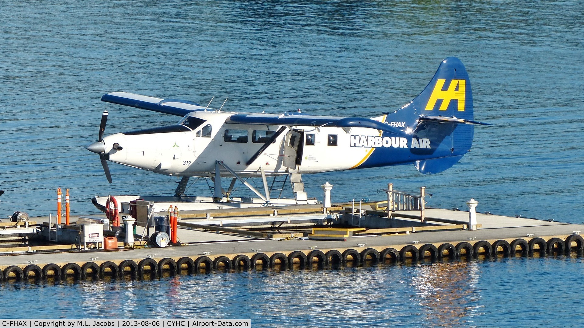 C-FHAX, 1959 De Havilland Canada DHC-3T Vazar Turbine Otter Otter C/N 339, Harbour Air #313 at Coal Harbour terminal.