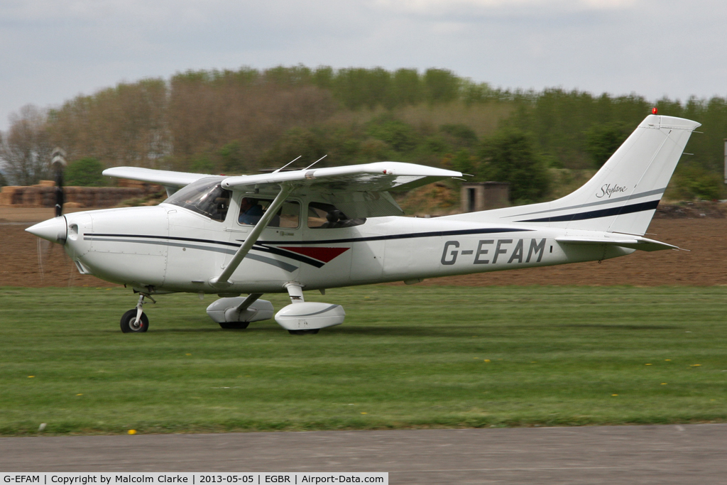 G-EFAM, 1999 Cessna 182S Skylane C/N 18280442, Cessna 182S Skylane At The Real Aeroplane Club's May-hem Fly-In, 2013.