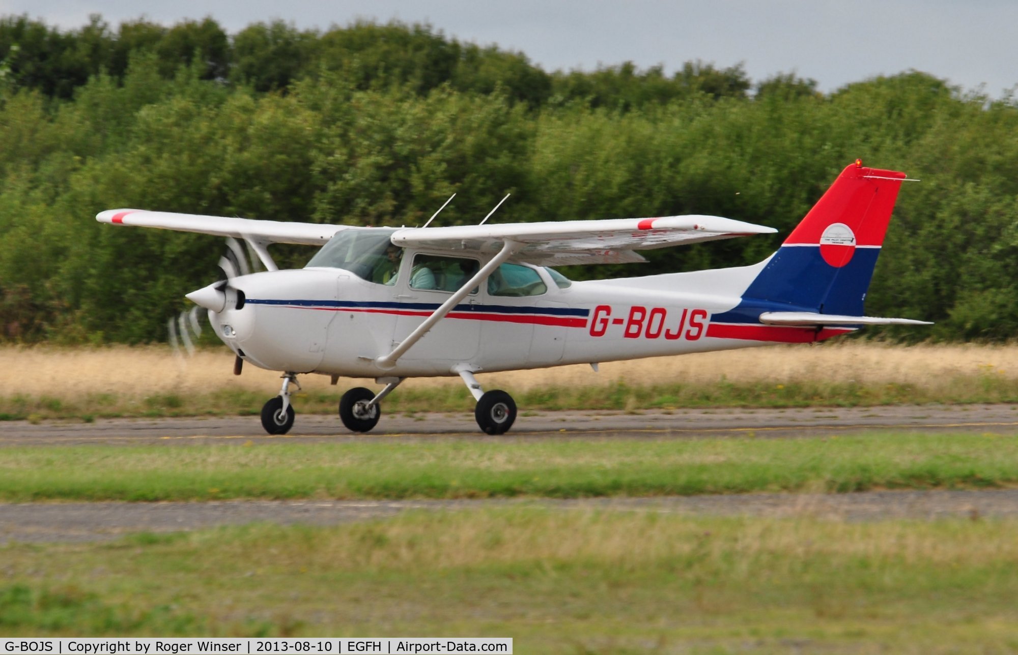 G-BOJS, 1981 Cessna 172P C/N 172-74582, Visiting Cessna Skyhawk.
