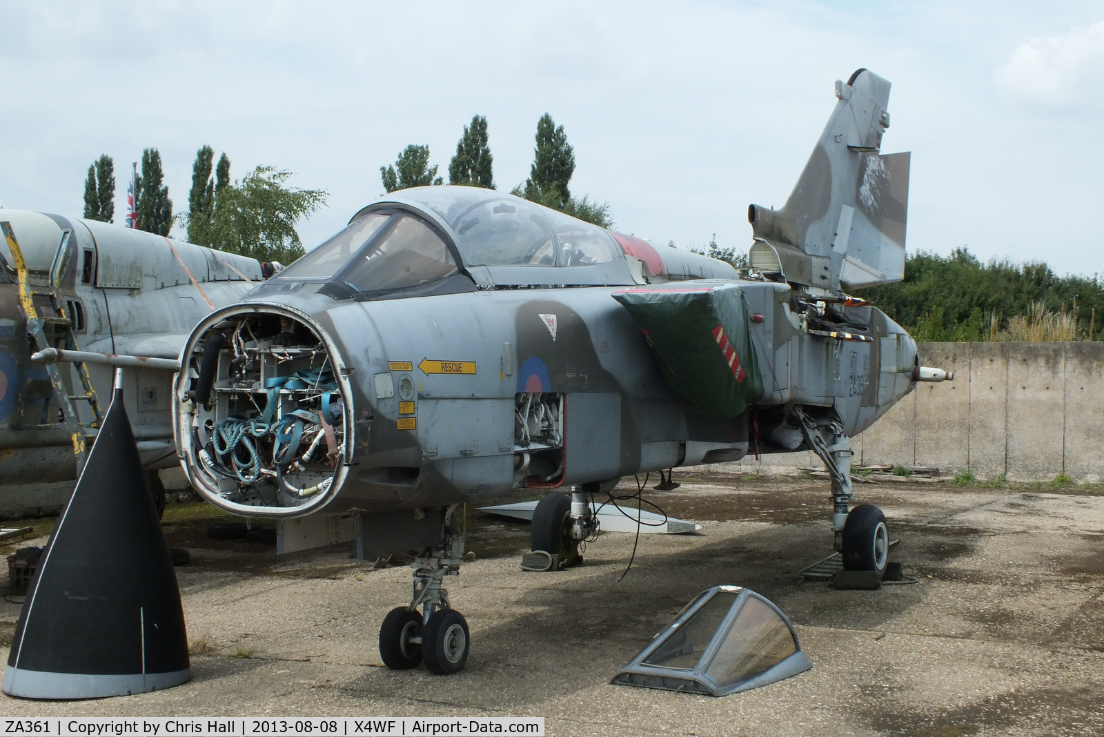 ZA361, 1981 Panavia Tornado GR.1 C/N 042/BS011/3022, Panavia Tornado GR.1 ZA361 stored on a farm a few miles south of RAF Coningsby