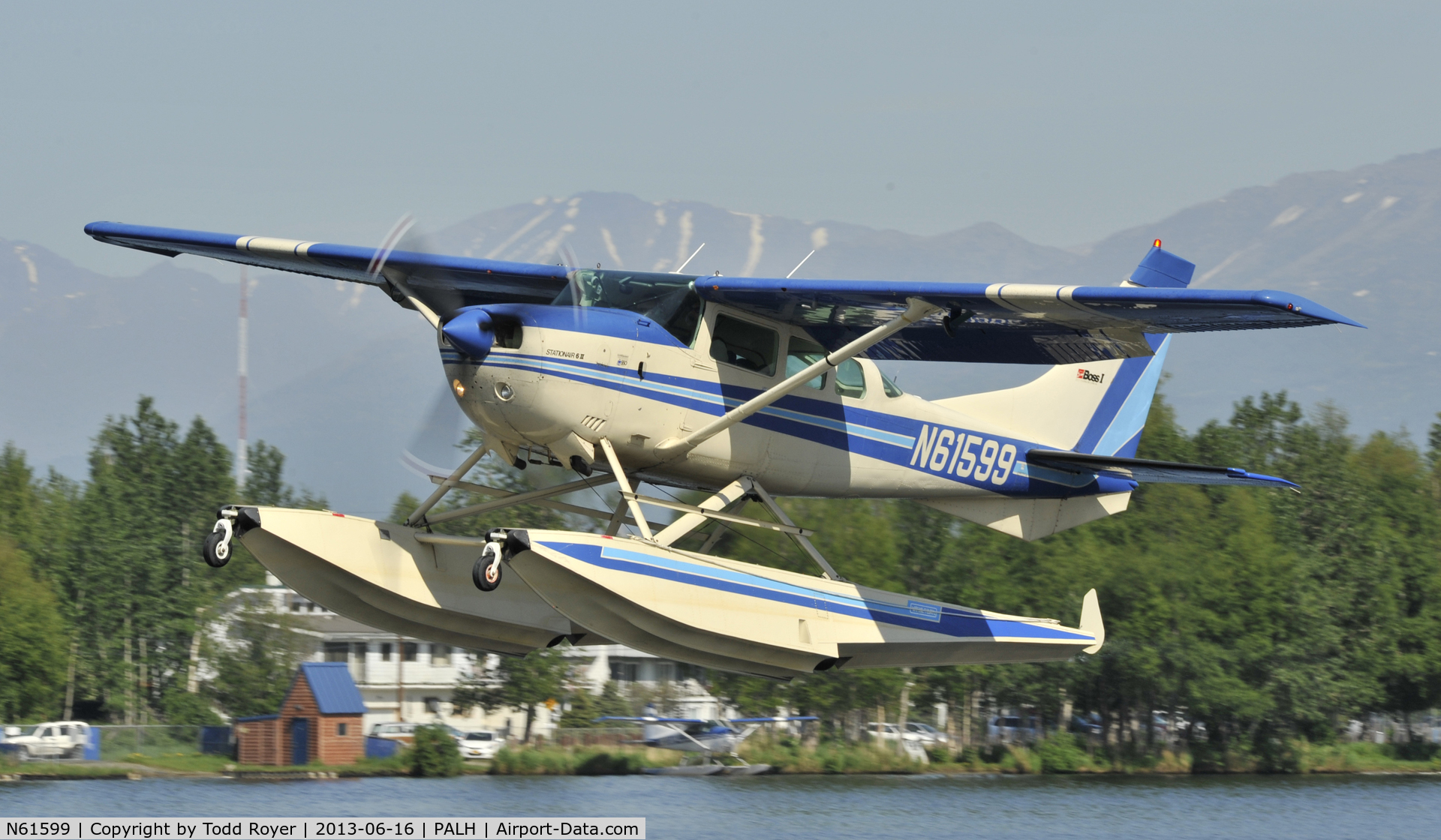 N61599, 1974 Cessna U206F Stationair C/N U20602350, Departing Lake Hood