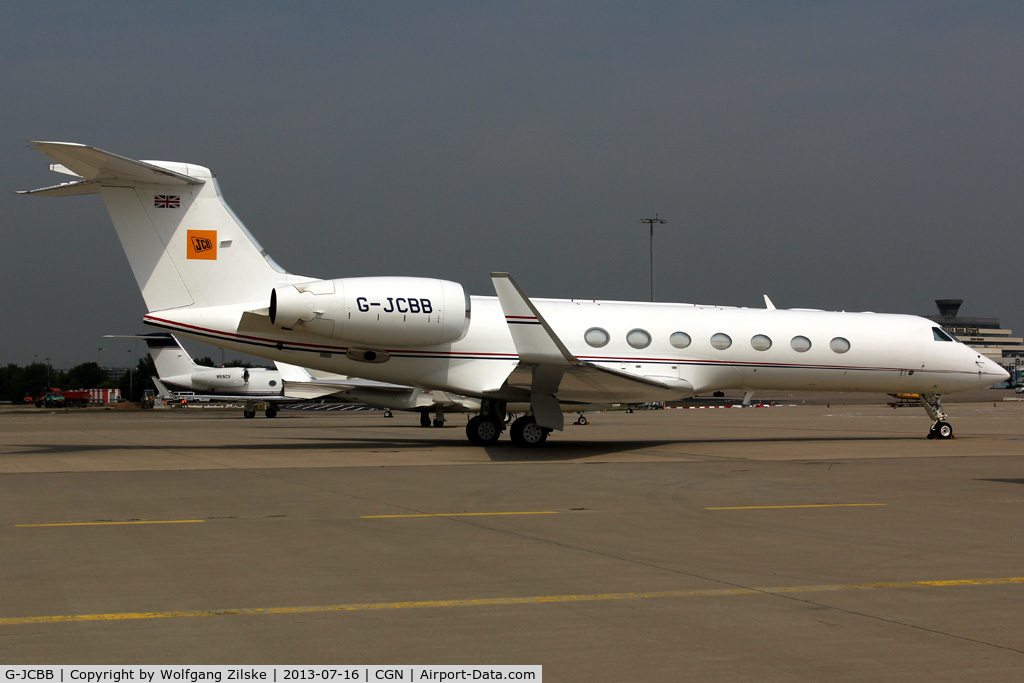 G-JCBB, 2008 Gulfstream Aerospace GV-SP (G550) C/N 5186, visitor