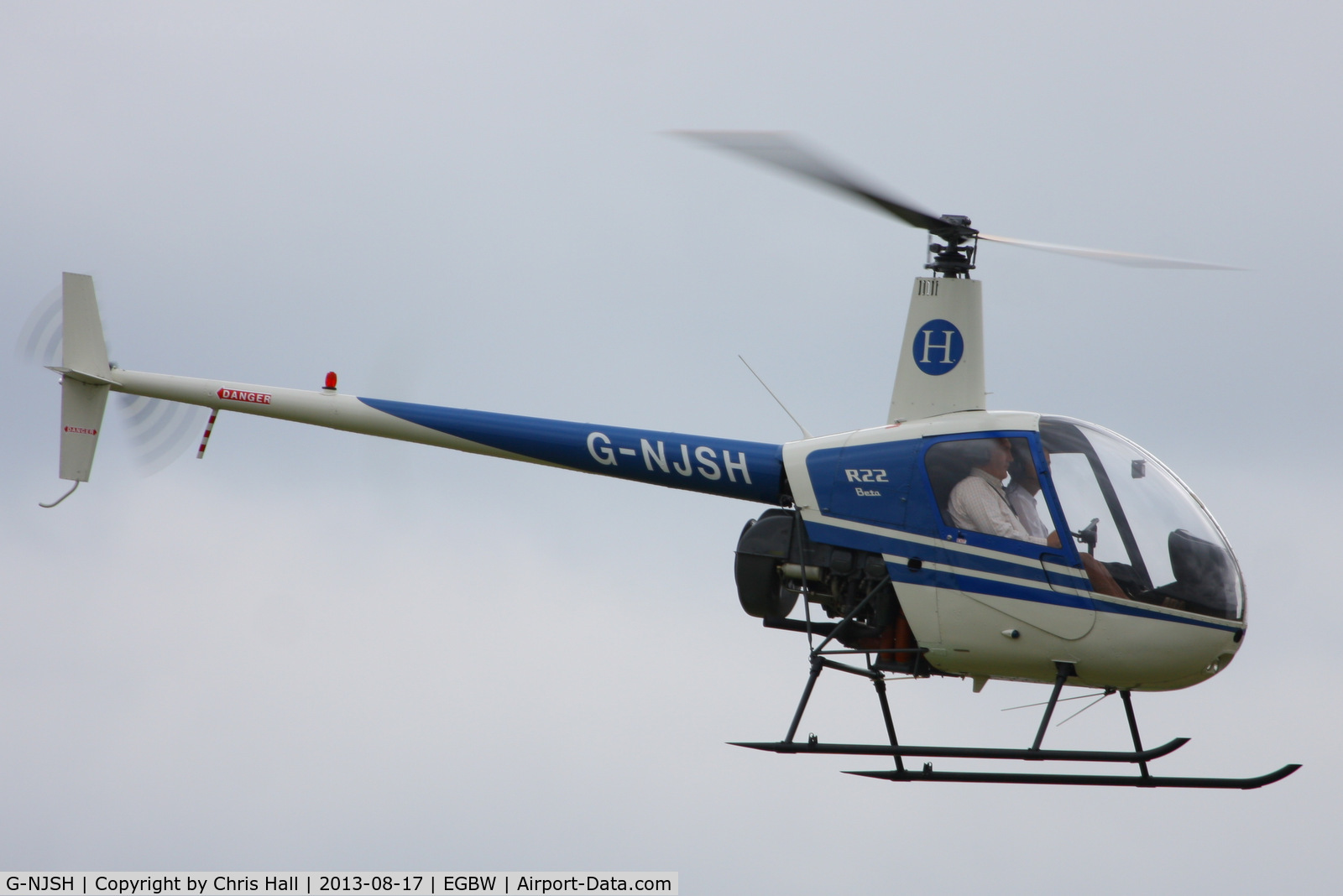 G-NJSH, 1988 Robinson R22 Beta C/N 0780, privately owned