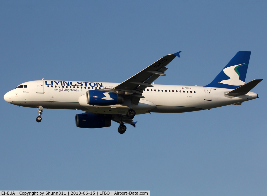 EI-EUA, 2004 Airbus A320-232 C/N 2210, Landing rwy 32L and used by Syphax Airlines for the summer 2013...