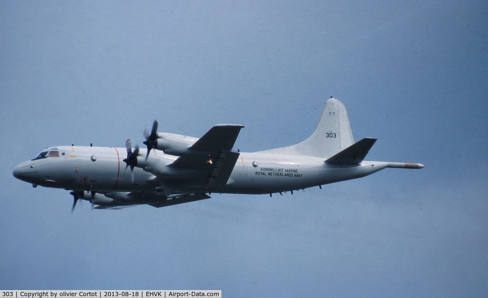 303, Lockheed P-3C Orion C/N 285E-5745, last paint scheme before going to the German Navy. Scan of a slide, sorry for the poor quality...