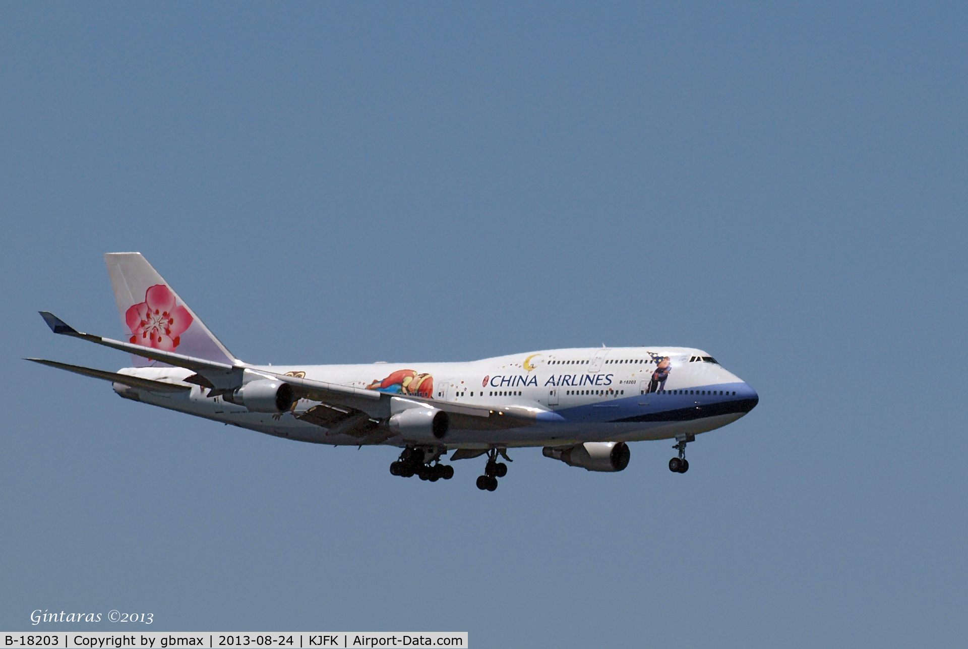 B-18203, Boeing 747-409 C/N 28711, Final approach to JFK