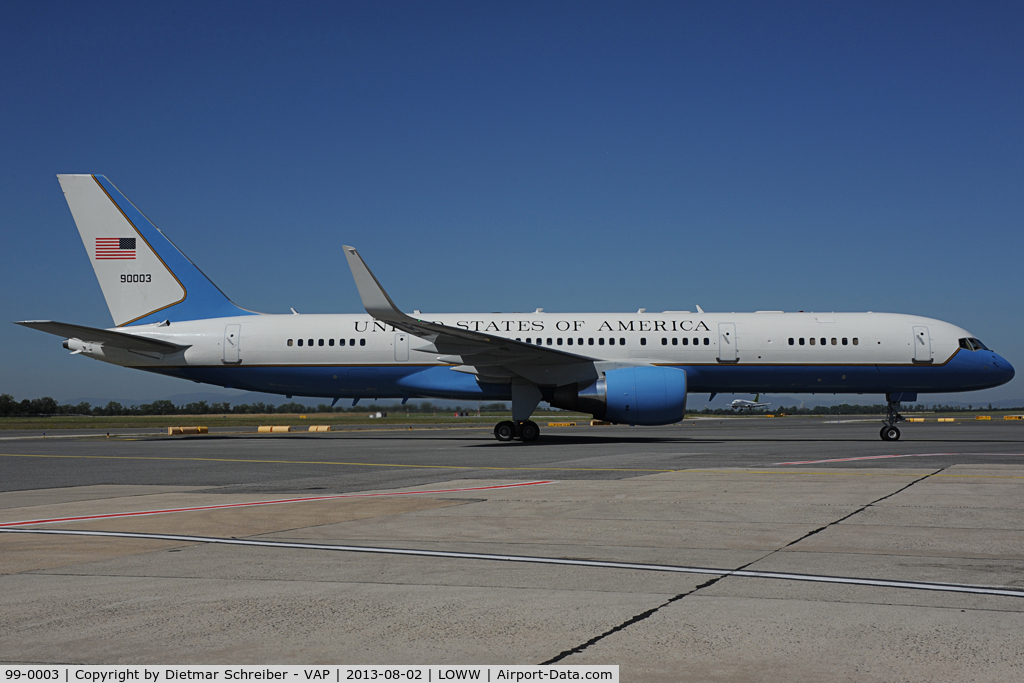 99-0003, 1998 Boeing C-32A (757-200) C/N 29027, USAF Boeing 757-200